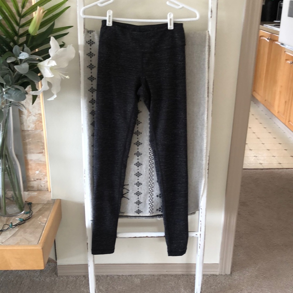Zella leggings - grey and black in a Small and XS